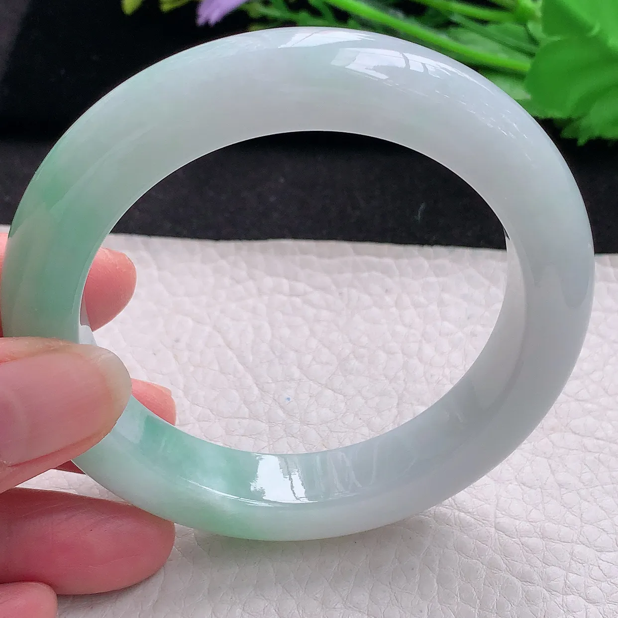 z自然光58*12.6*10.2平安镯 翡翠a货玉手镯半山水厚装宽边玉手环