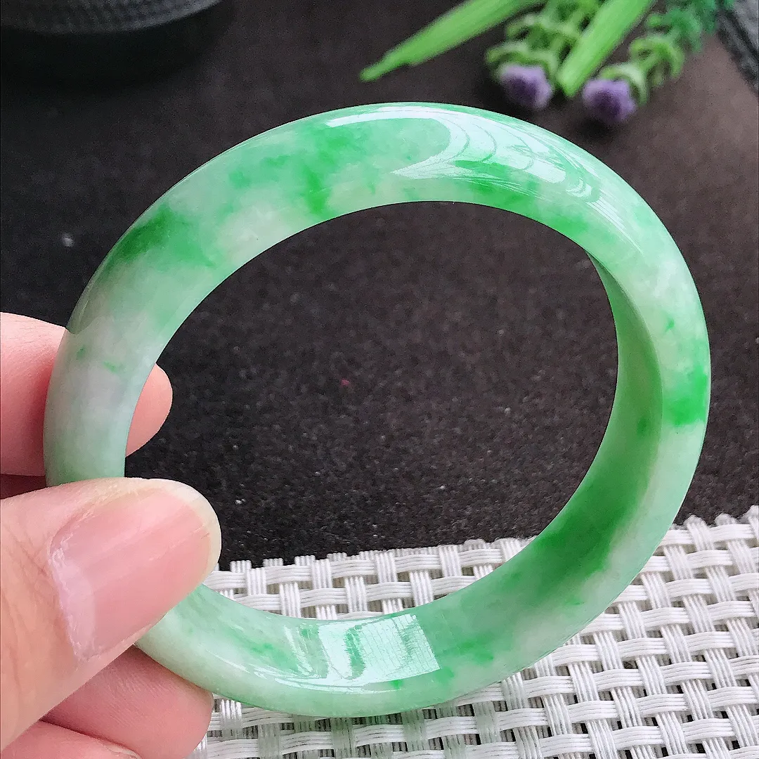 天然A货翡翠56.5/14/7.8老坑精美飘阳绿手镯宽边玉镯玉手环