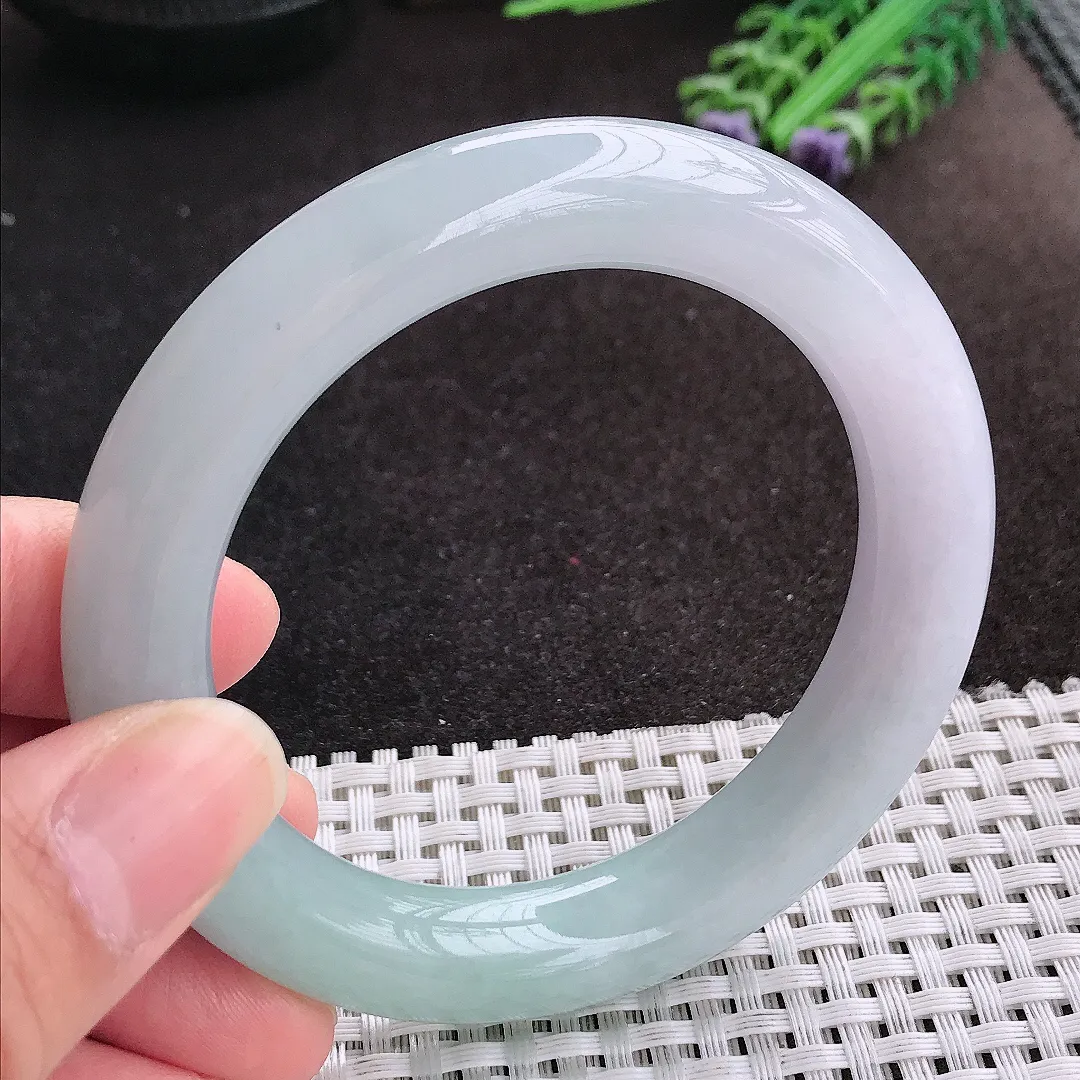 天然A货翡翠56/11.9/11.1老坑秀气温润冰晴圆条手镯玉镯