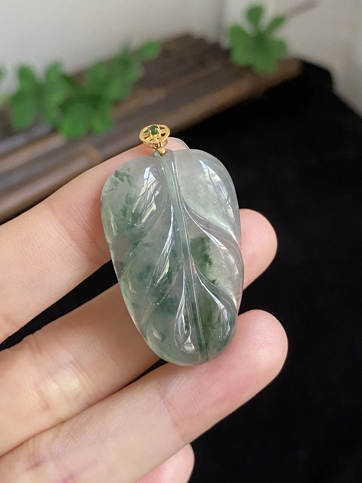 翡翠叶子，印记：G18K