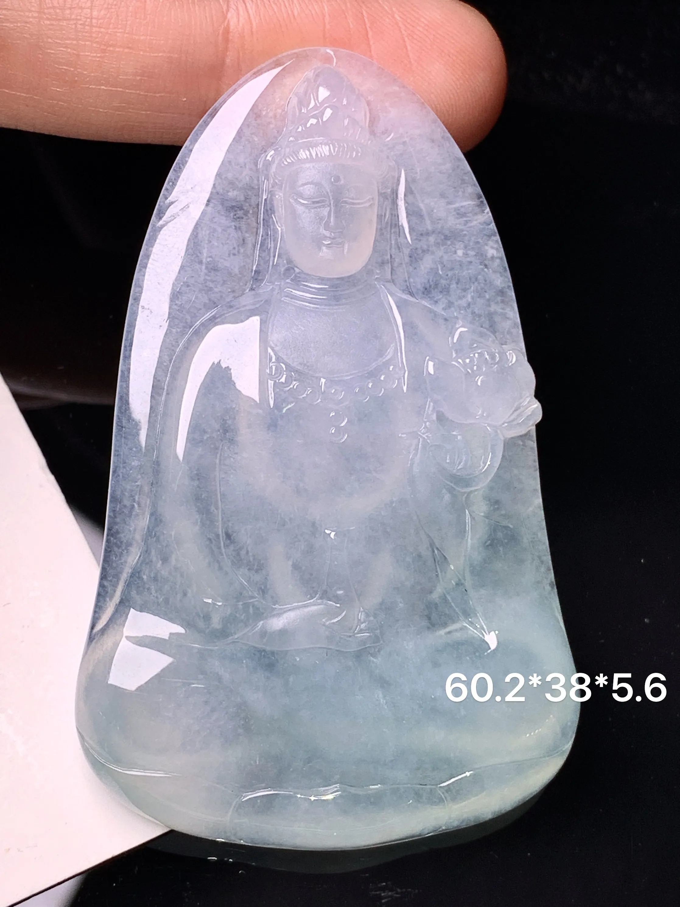 冰种观音菩萨吊坠 玉质细腻 水润亮眼 色泽艳丽 整体尺寸60.2*38*5.6