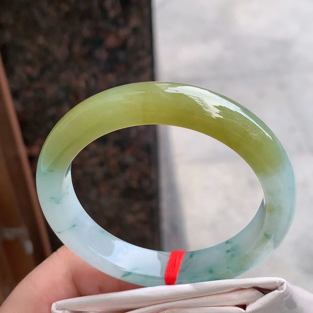 正圈冰黄翡飘花 无瑕 尺寸:55.2/11.2/8 超值🥰🥰