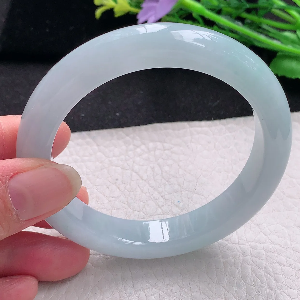 r自然光59*12*9.2平安镯 翡翠a货玉手镯冰胶白月光宽边珠宝玉手环