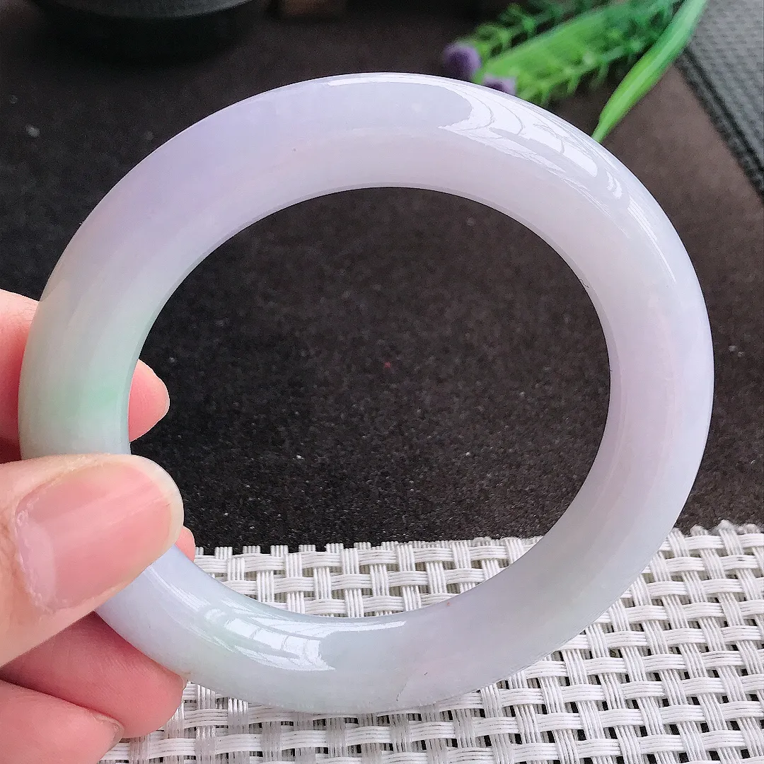 天然A货翡翠57.5/11.5/12老坑秀气冰润浅紫罗兰圆条手镯玉镯