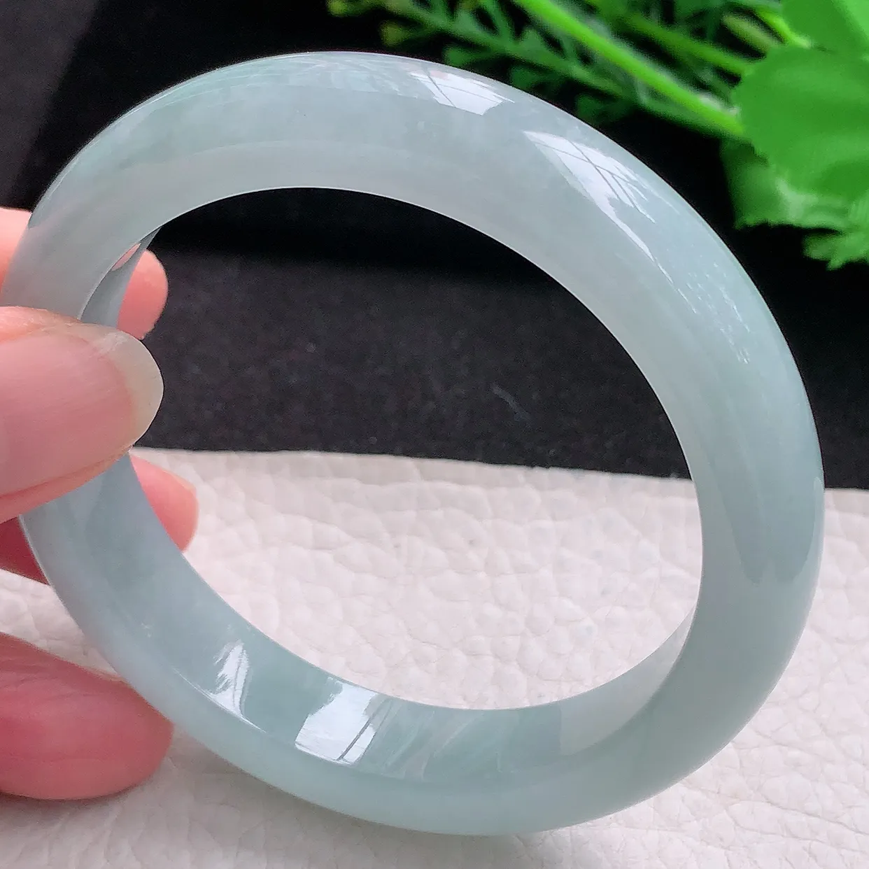 nr自然光58*12.6*8.8平安镯 翡翠a货玉手镯冰晴宽边珠宝玉手环