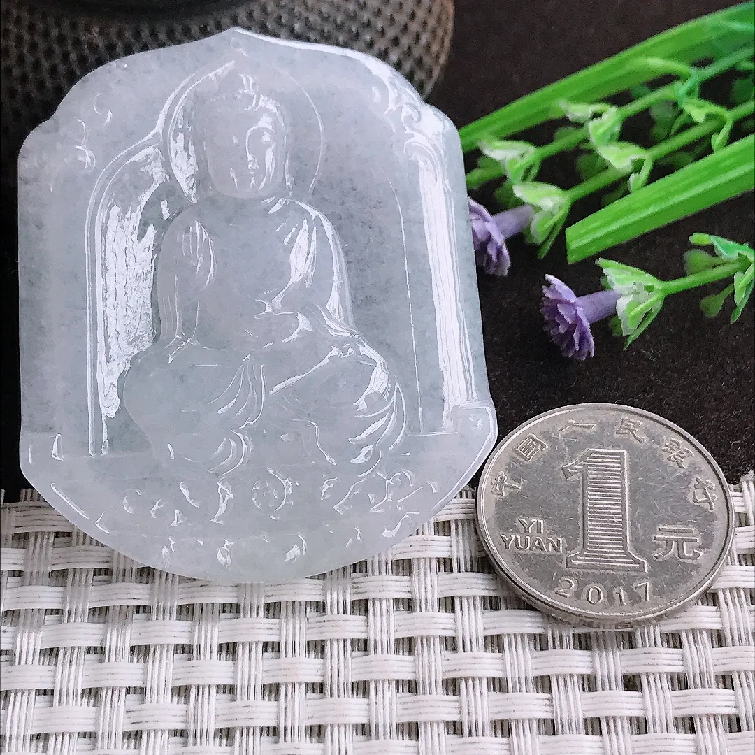 天然A货翡翠53.8/45.3/5.8老坑秀气冰润月光白阿弥陀佛老坑18k金镶嵌吊坠翡翠挂件