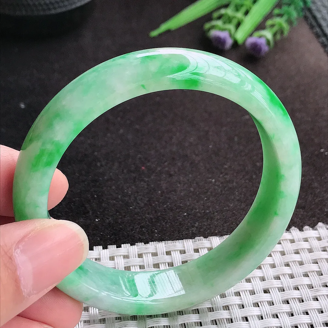 天然A货翡翠56.5/14/7.8老坑精美飘阳绿手镯宽边玉镯玉手环
