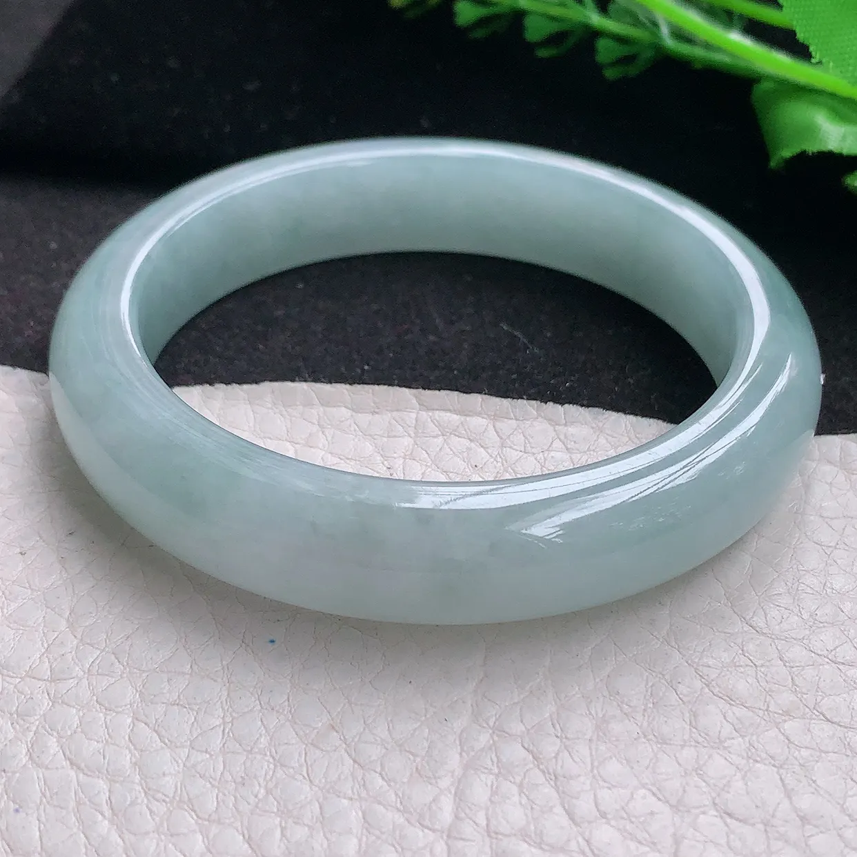 nr自然光58*12.6*8.8平安镯 翡翠a货玉手镯冰晴宽边珠宝玉手环