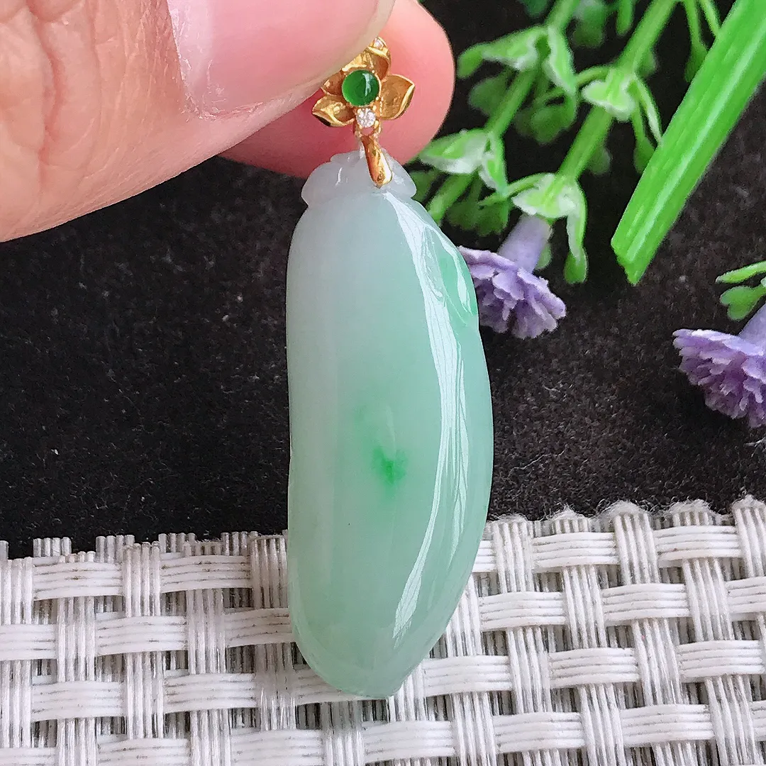 天然A货翡翠34.8/13.2/6.5老坑18k金镶嵌冰胶水灵飘绿福瓜吊坠翡翠挂件