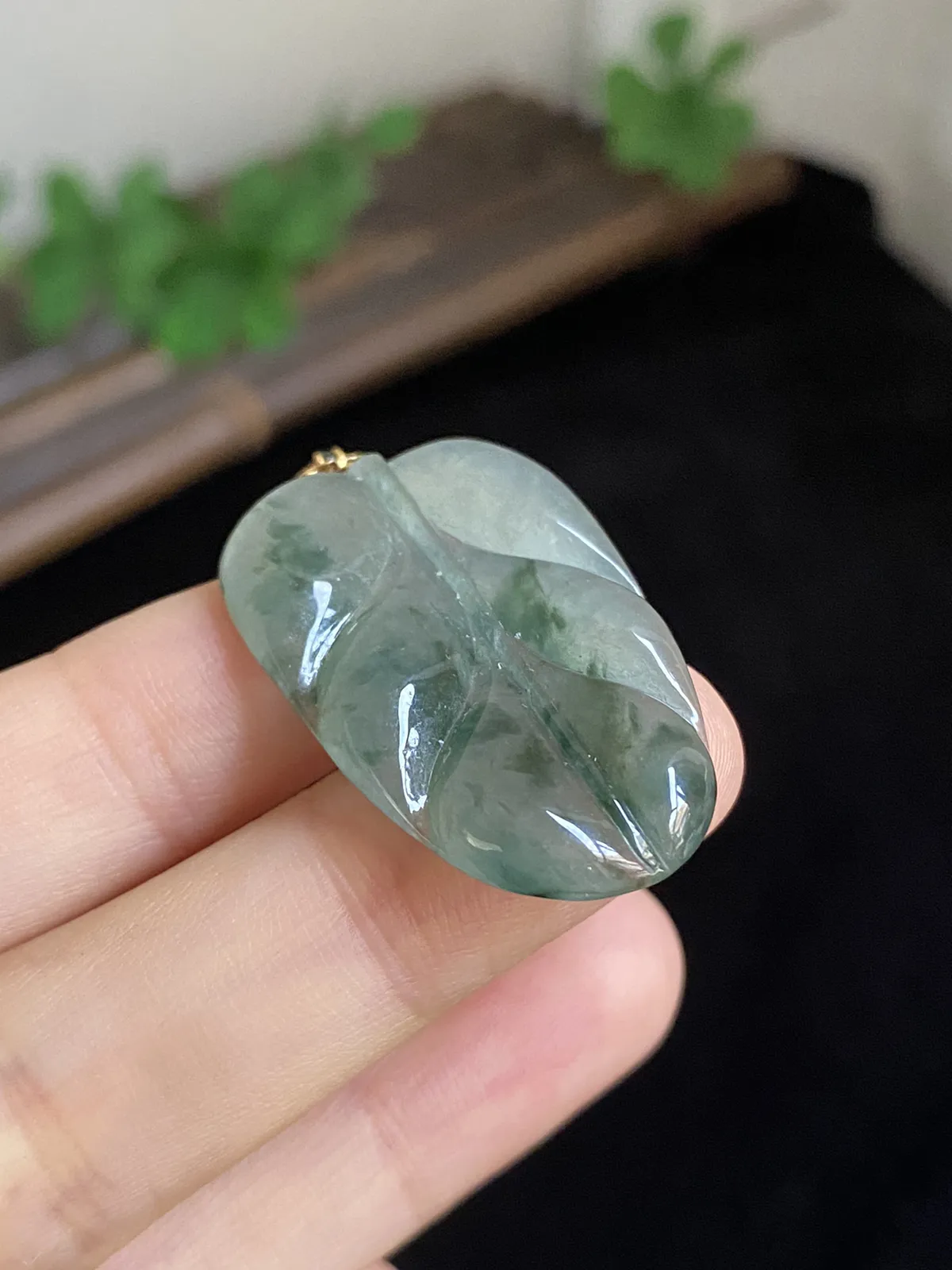 翡翠叶子，印记：G18K