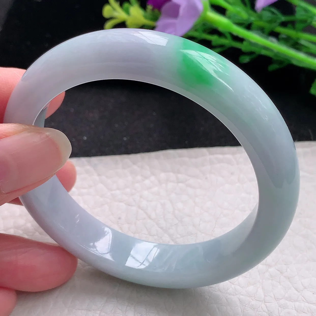 xx自然光56*12.3*8.3平安镯 翡翠a货玉手镯飘绿宽边珠宝玉手环