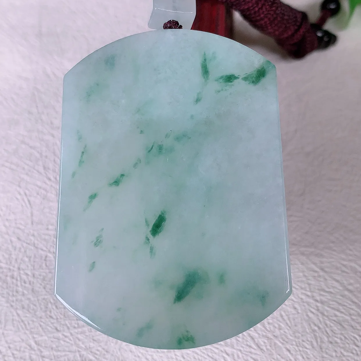 自然光实拍，冰飘花翡翠平安无事牌吊坠，平平安安，无事牌翠色灵动，佩戴平安时尚！#46.13