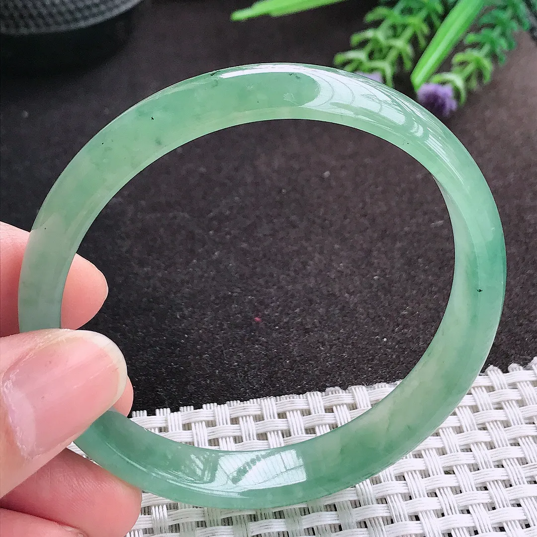 天然A货翡翠60/12.2/6老坑冰胶果冻冰晴满绿手镯宽边玉镯