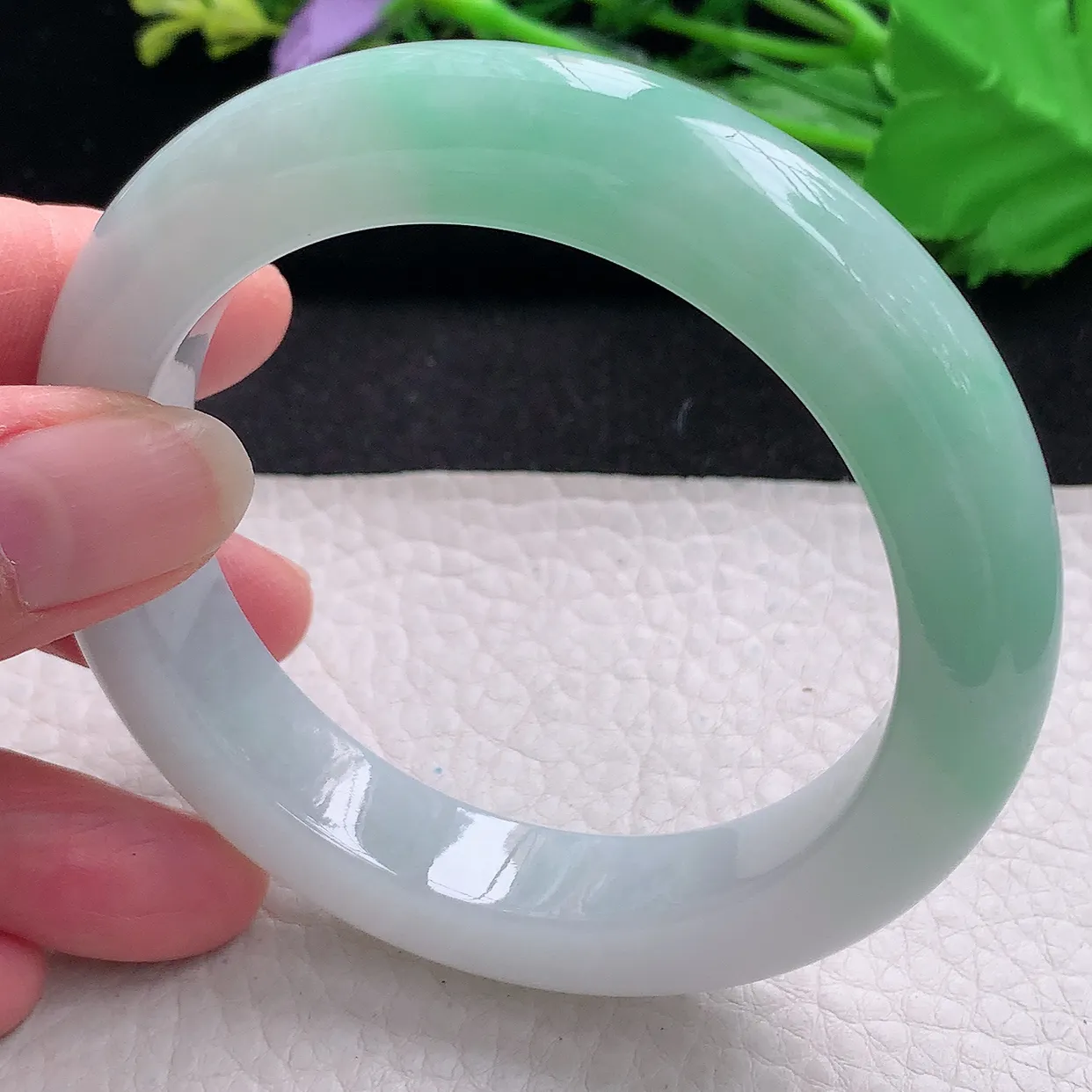 z自然光58*12.6*10.2平安镯 翡翠a货玉手镯半山水厚装宽边玉手环