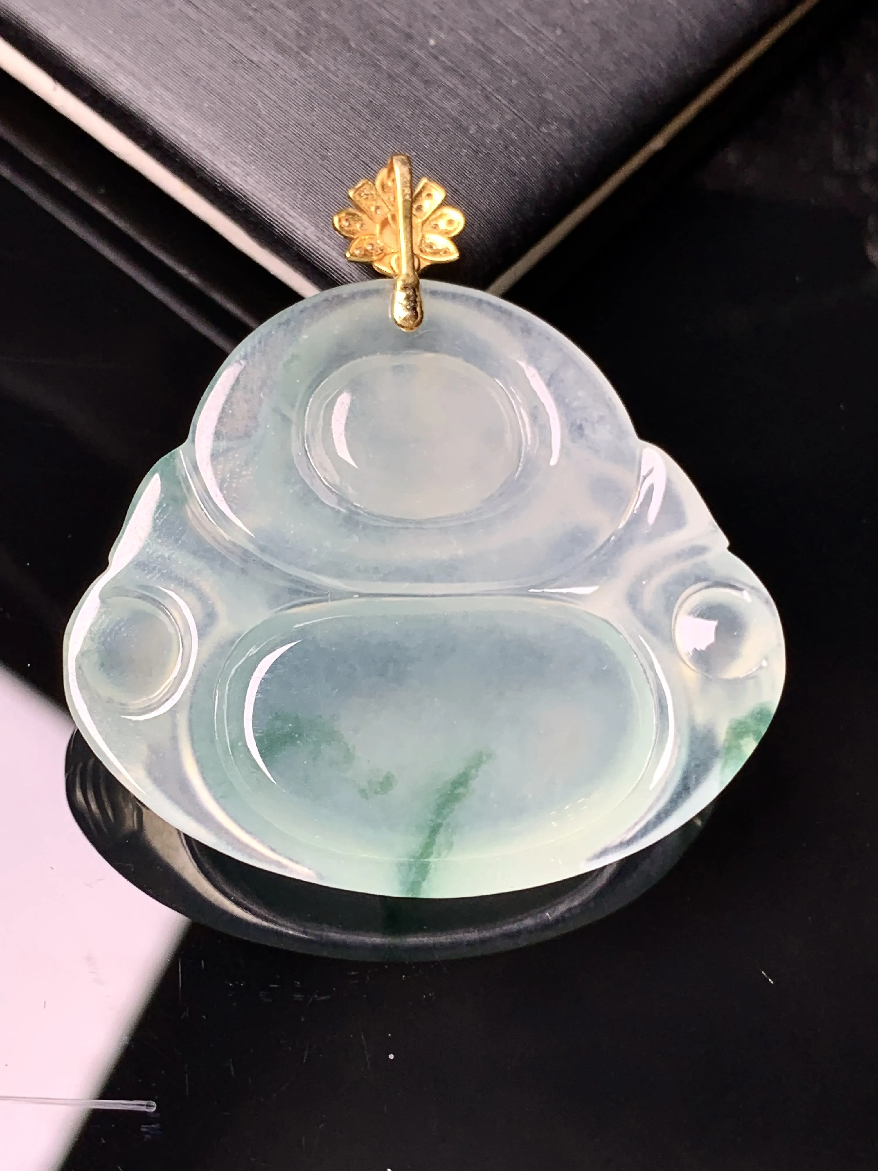 18k金钻镶嵌冰种佛公吊坠 玉质细腻 水润亮眼 色泽艳丽 整体尺寸38.2*34.8*5.6