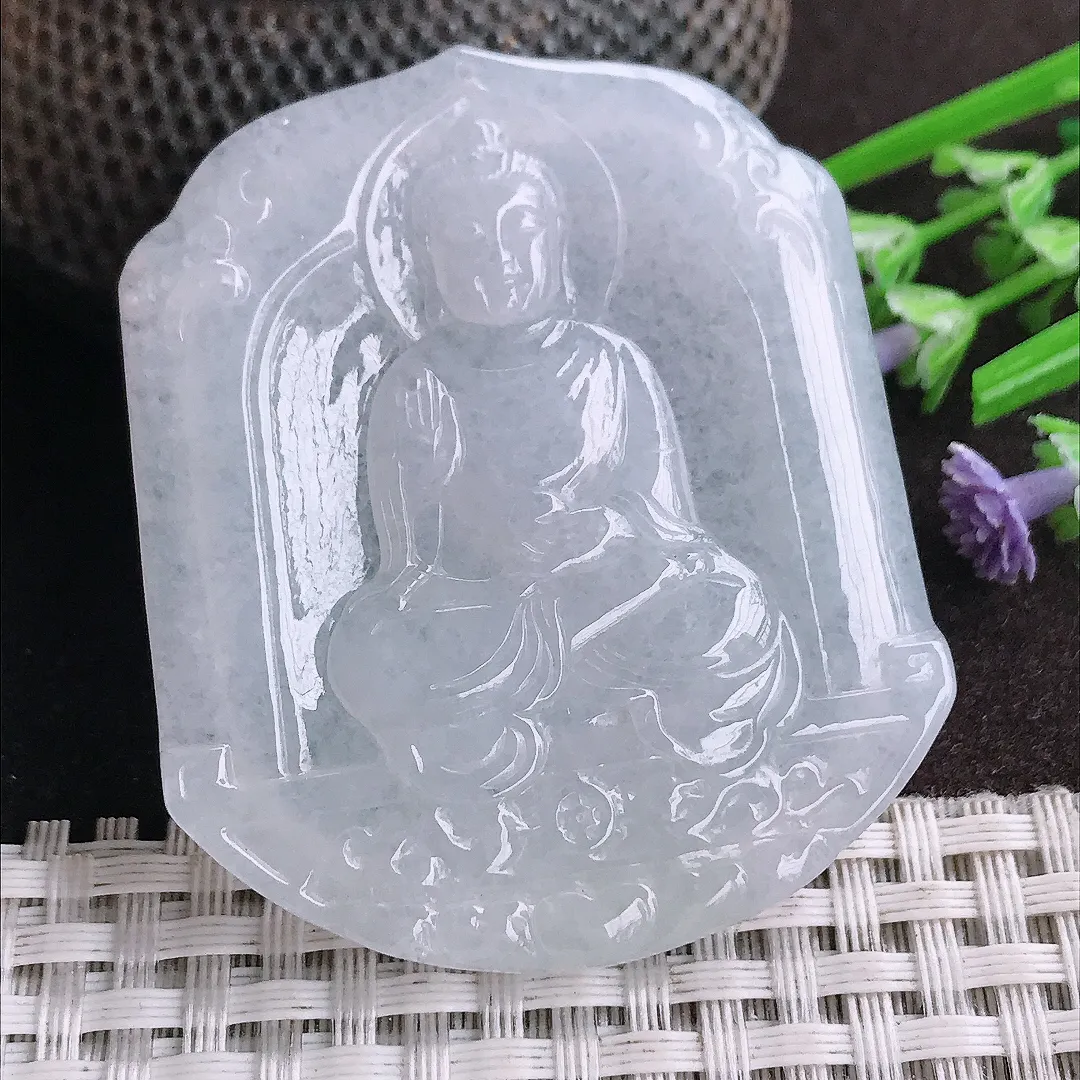 天然A货翡翠53.8/45.3/5.8老坑秀气冰润月光白阿弥陀佛老坑18k金镶嵌吊坠翡翠挂件