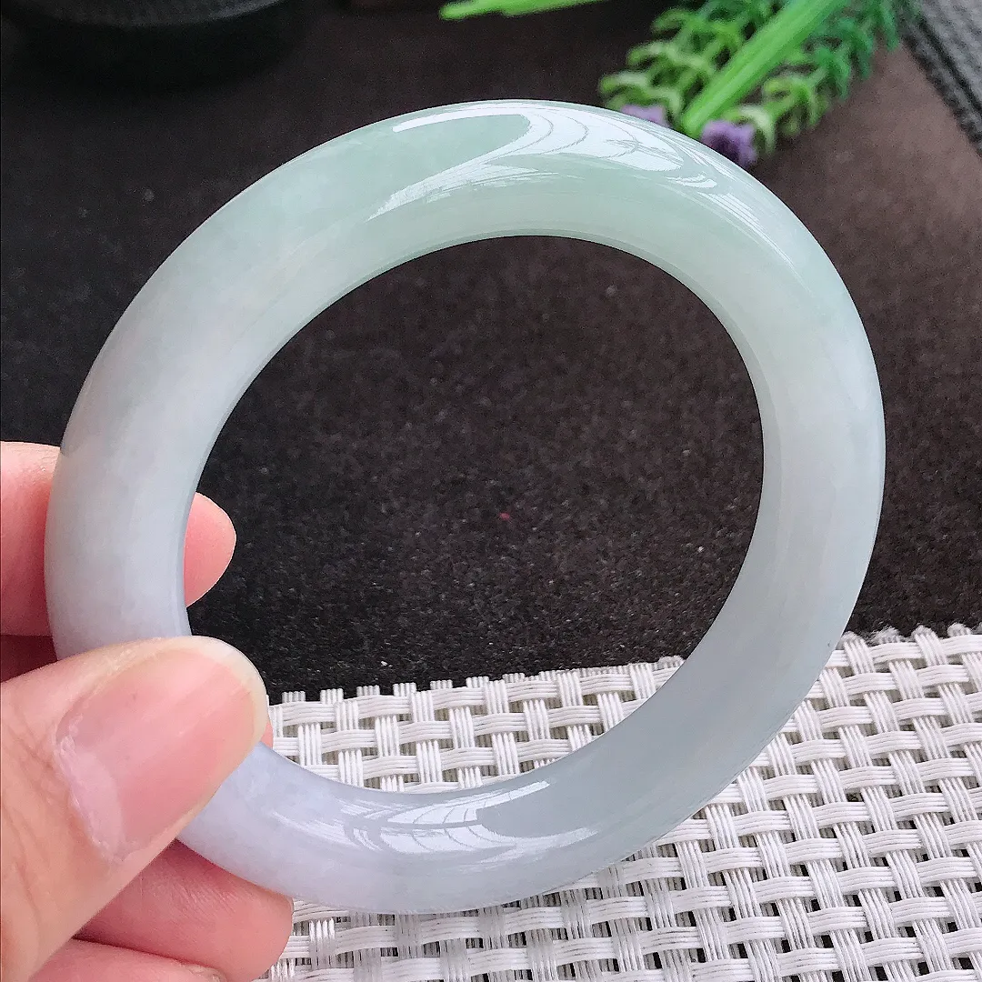 天然A货翡翠56/11.9/11.1老坑秀气温润冰晴圆条手镯玉镯