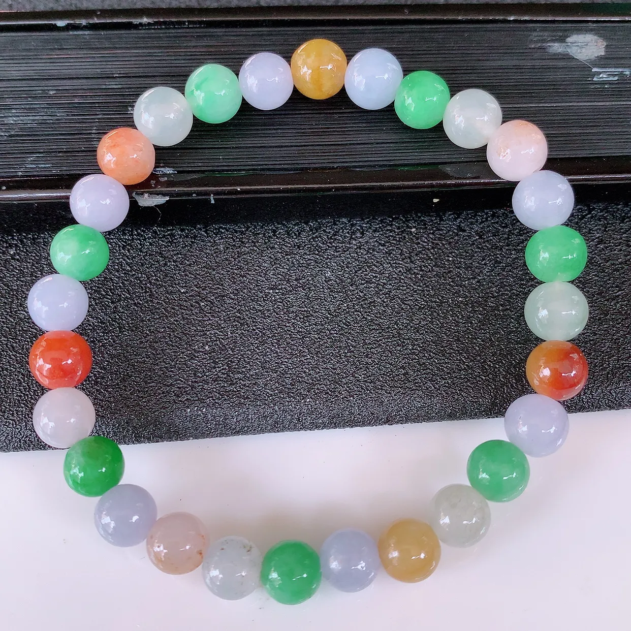 自然光实拍，冰润多宝翡翠手链，多彩翡翠手串，颜色丰富，料子细腻，高档大气，自戴送礼佳品！#46.13取一尺寸6.6mm