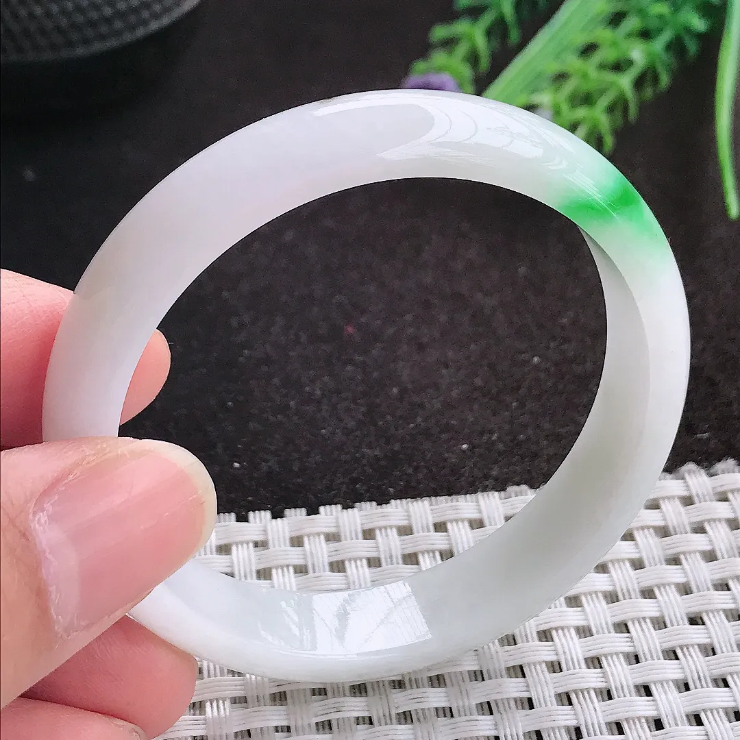 天然A货翡翠51/11.2/5.8老坑秀气温润白底青阳绿手镯宽边玉镯