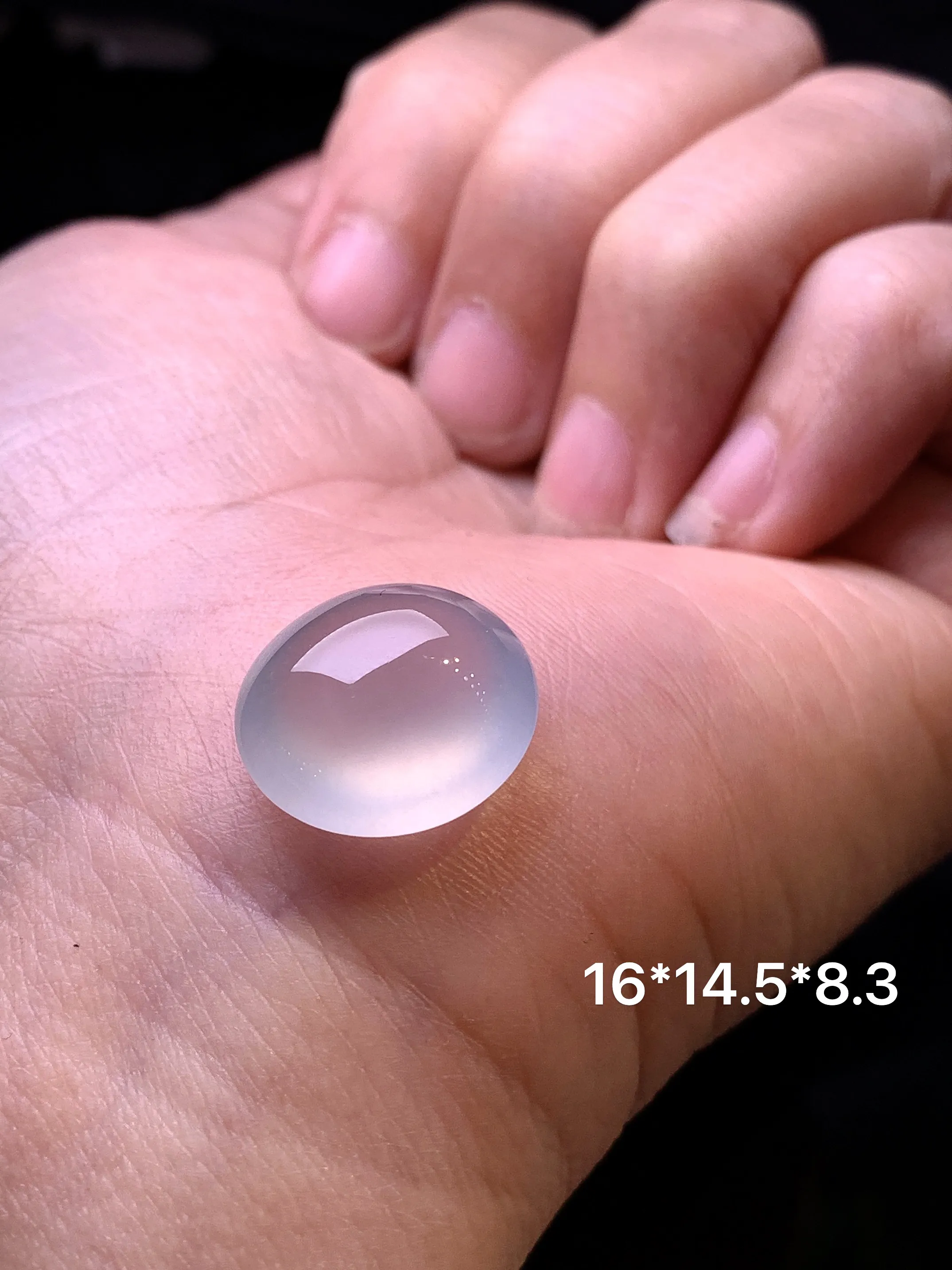 镶嵌款  冰种蛋面吊坠 玉质细腻 水润亮眼 色泽艳丽 整体尺寸16*14.5*8.3