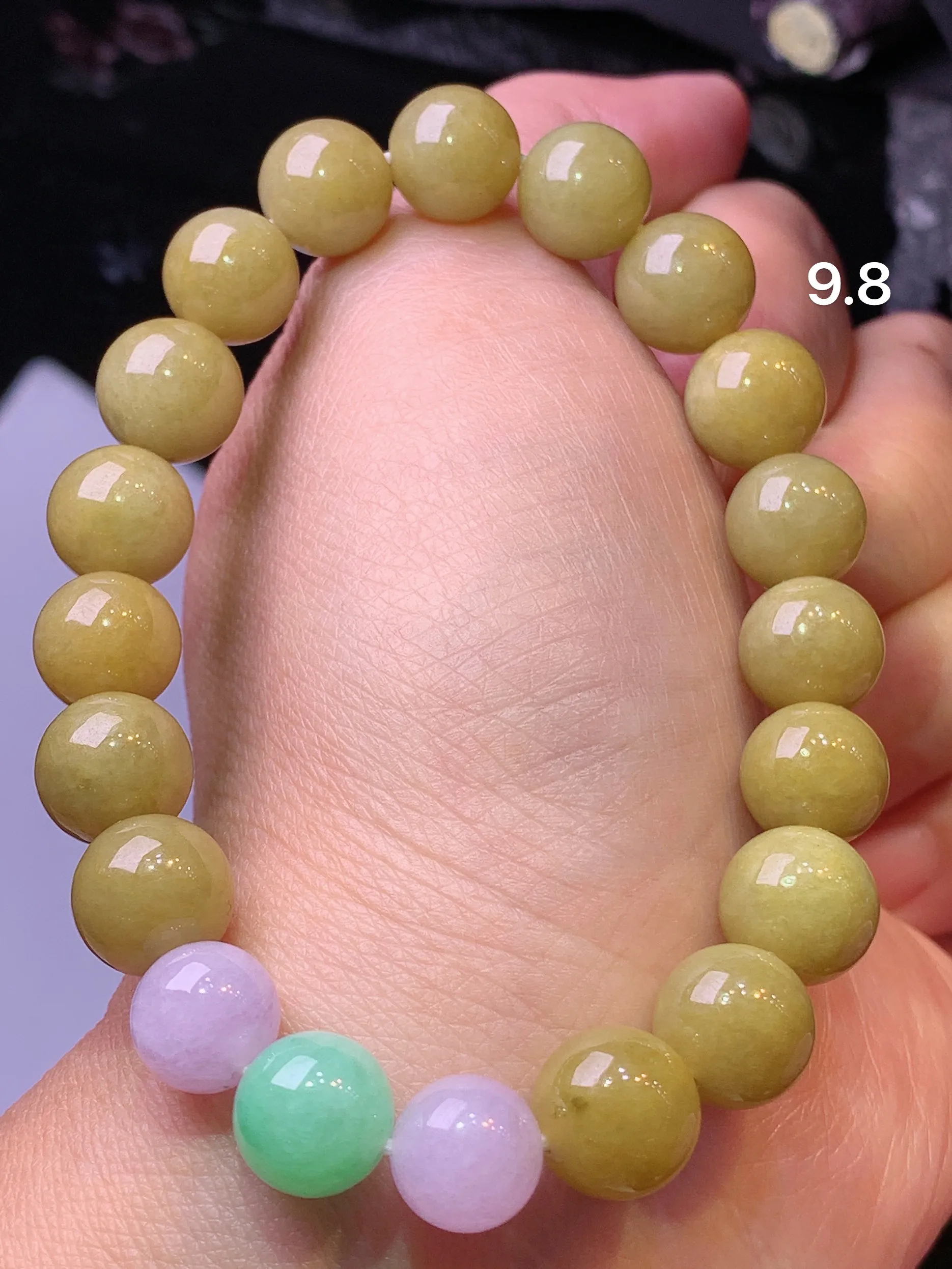 黄翡圆珠手链 玉质细腻 水润亮眼 色泽艳丽 整体尺寸9.8