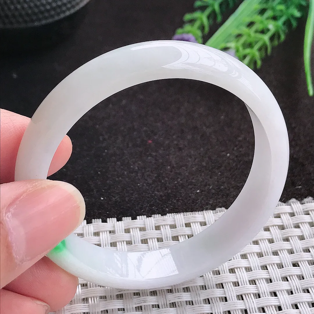 天然A货翡翠51/11.2/5.8老坑秀气温润白底青阳绿手镯宽边玉镯