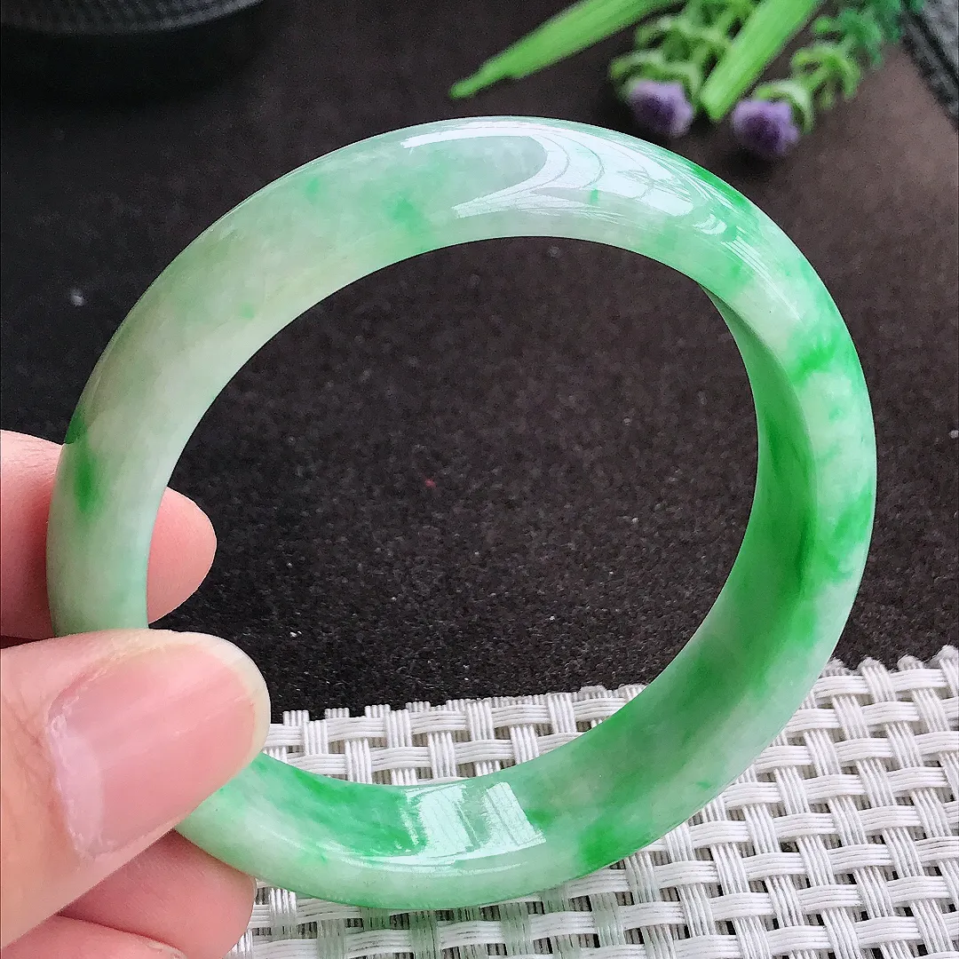 天然A货翡翠56.5/14/7.8老坑精美飘阳绿手镯宽边玉镯玉手环