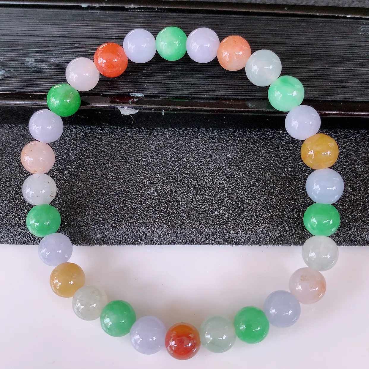 自然光实拍，冰润多宝翡翠手链，多彩翡翠手串，颜色丰富，料子细腻，高档大气，自戴送礼佳品！#46.13取一尺寸6.6mm