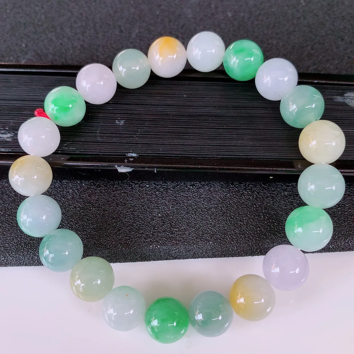 自然光实拍，冰润多宝翡翠手链， 多彩翡翠手串，颜色丰富，料子细腻，高档大气，自戴送礼佳品！#46.1