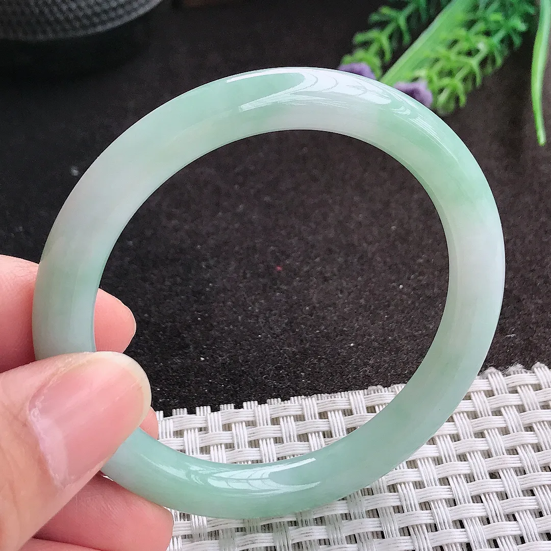 天然A货翡翠53.5/7.9/8.3老坑冰润水灵冰晴圆条手镯玉镯