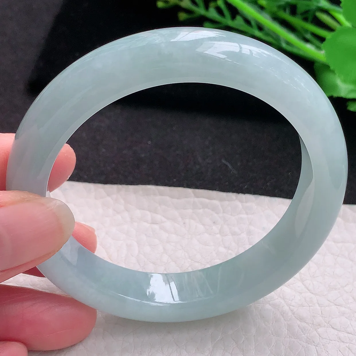 nr自然光58*12.6*8.8平安镯 翡翠a货玉手镯冰晴宽边珠宝玉手环