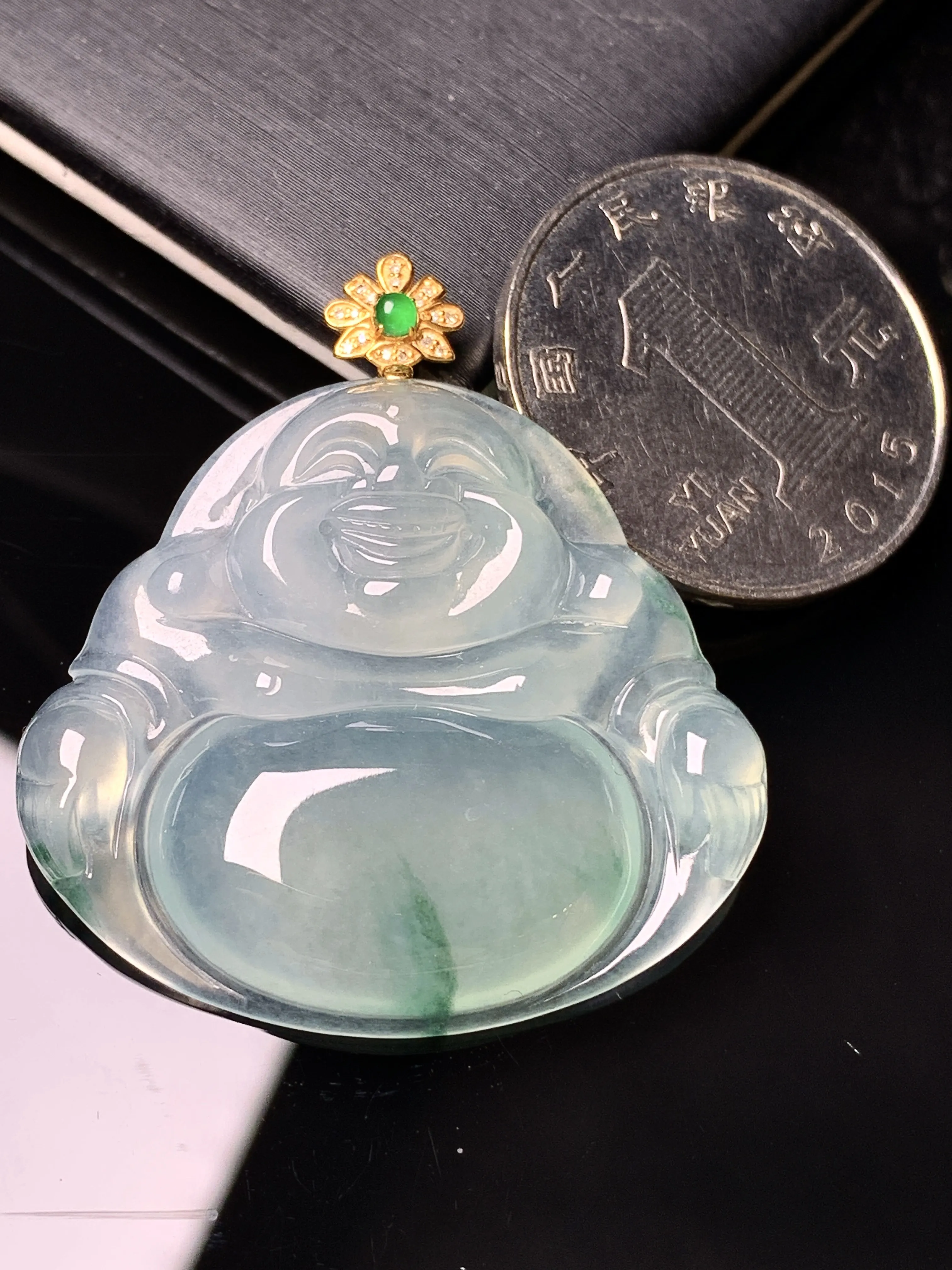 18k金钻镶嵌冰种佛公吊坠 玉质细腻 水润亮眼 色泽艳丽 整体尺寸38.2*34.8*5.6