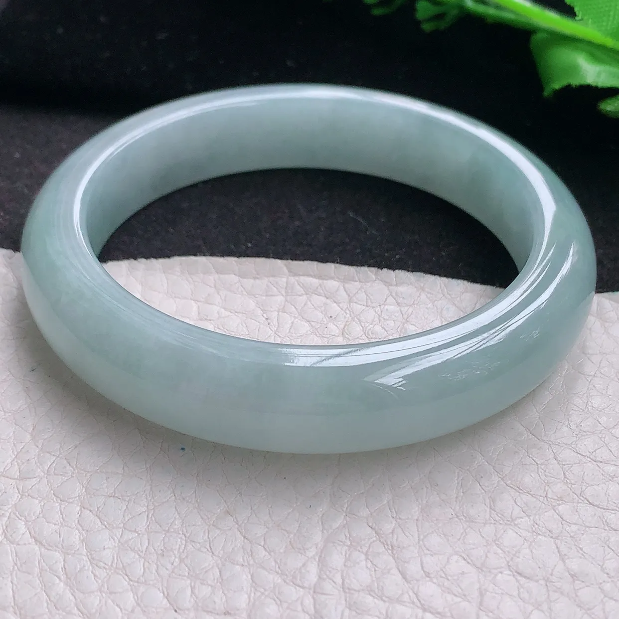 nr自然光58*12.6*8.8平安镯 翡翠a货玉手镯冰晴宽边珠宝玉手环