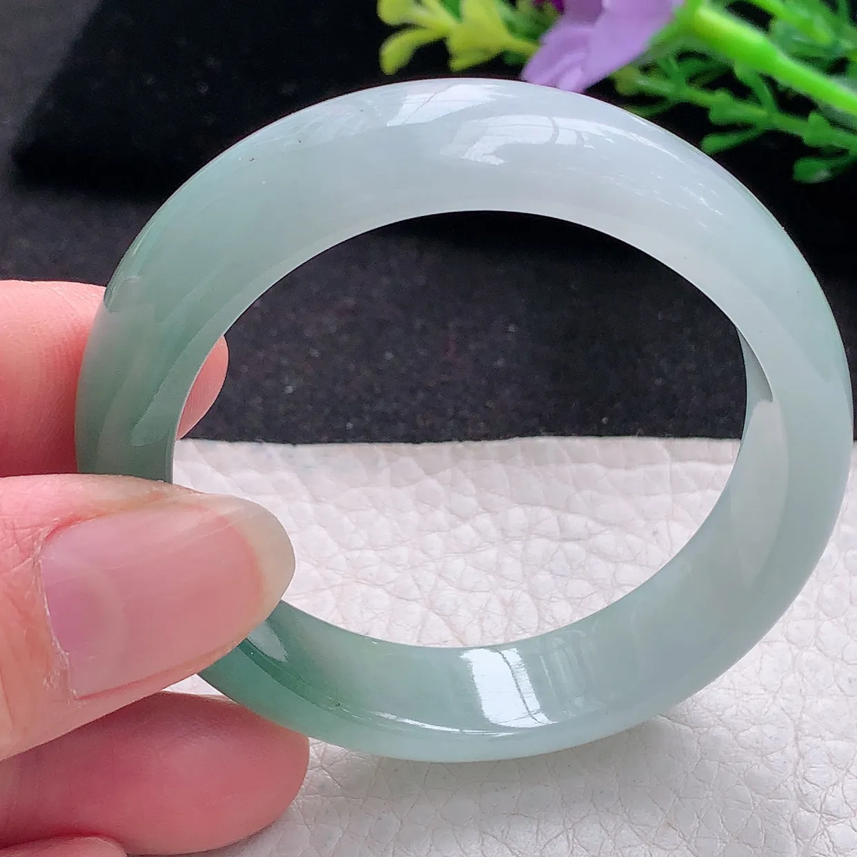 yh自然光53.5*45.5*12.2*6.5贵妃镯 翡翠a货玉手镯冰油蛋形宽边玉手环