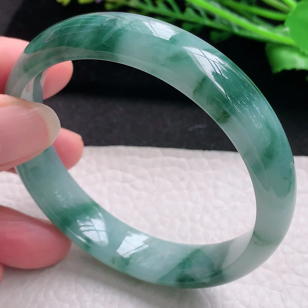 nr自然光57.5*13.2*7.2平安镯 翡翠a货玉手镯飘蓝花宽边珠宝玉手环