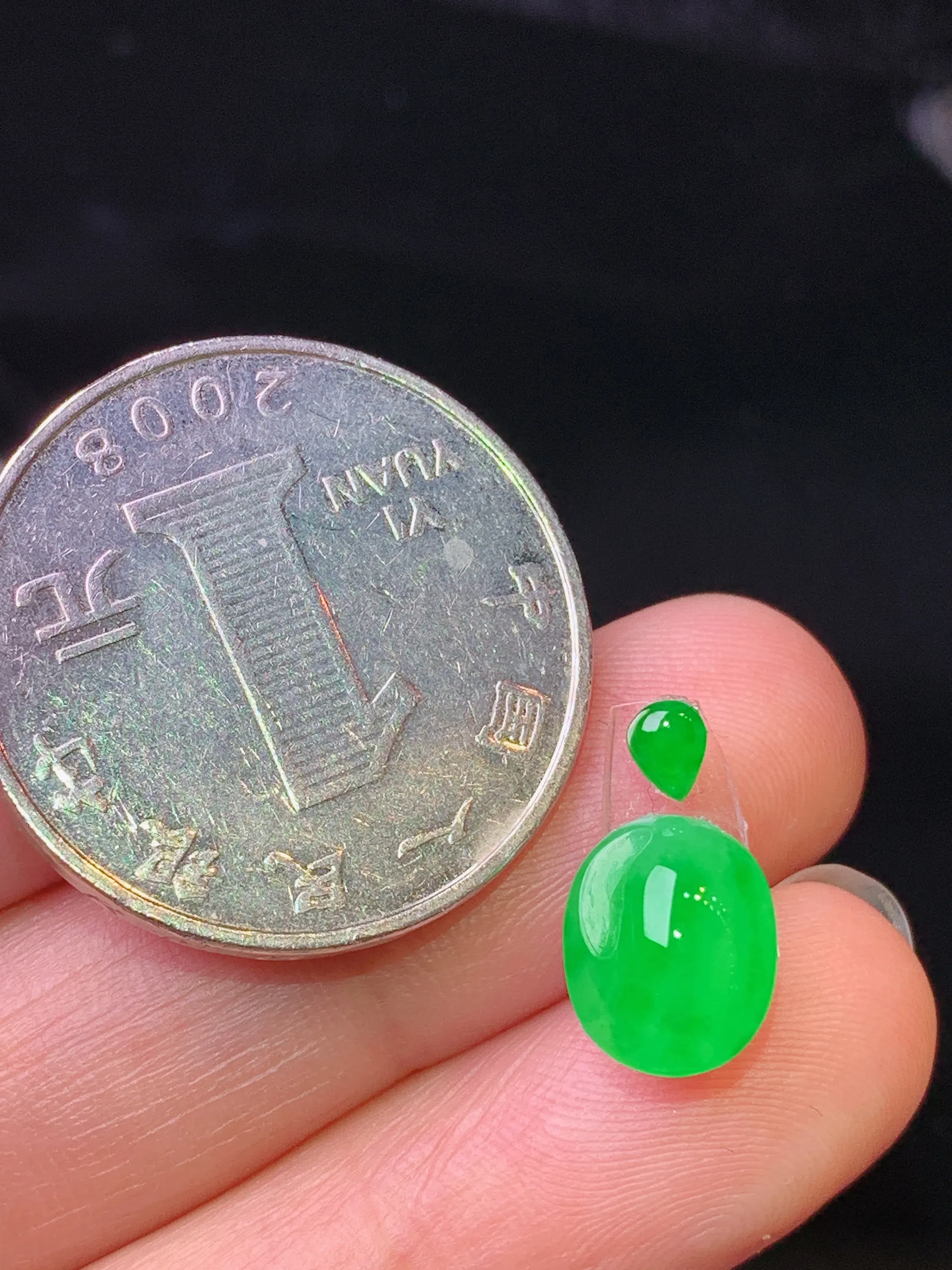 镶嵌款 满绿蛋面吊坠 玉质细腻 水润亮眼 色泽艳丽 整体尺寸9.7*8*5.8