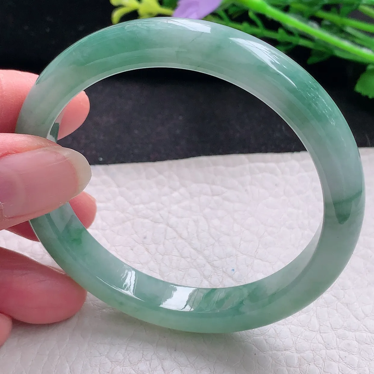 js自然光57*10*7.5平安镯 翡翠a货玉手镯冰油飘花秀气宽边珠宝玉手环