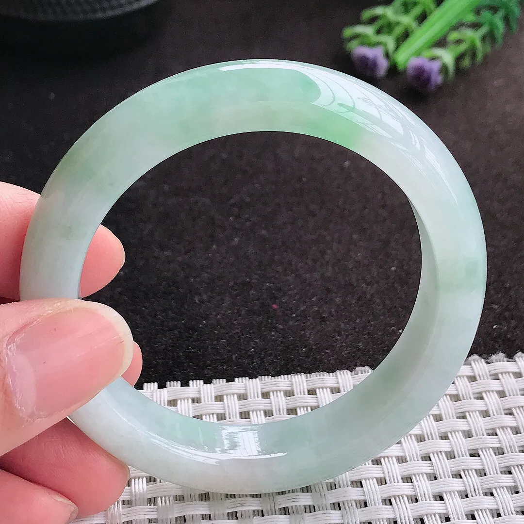 天然A货翡翠52.8/12.4/8.6老坑冰润起胶飘绿手镯宽边玉镯