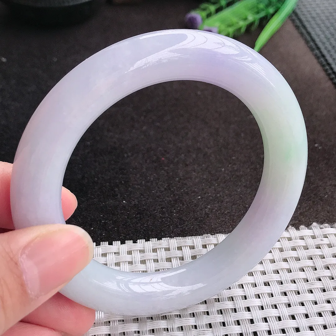 天然A货翡翠57.5/11.5/12老坑秀气冰润浅紫罗兰圆条手镯玉镯