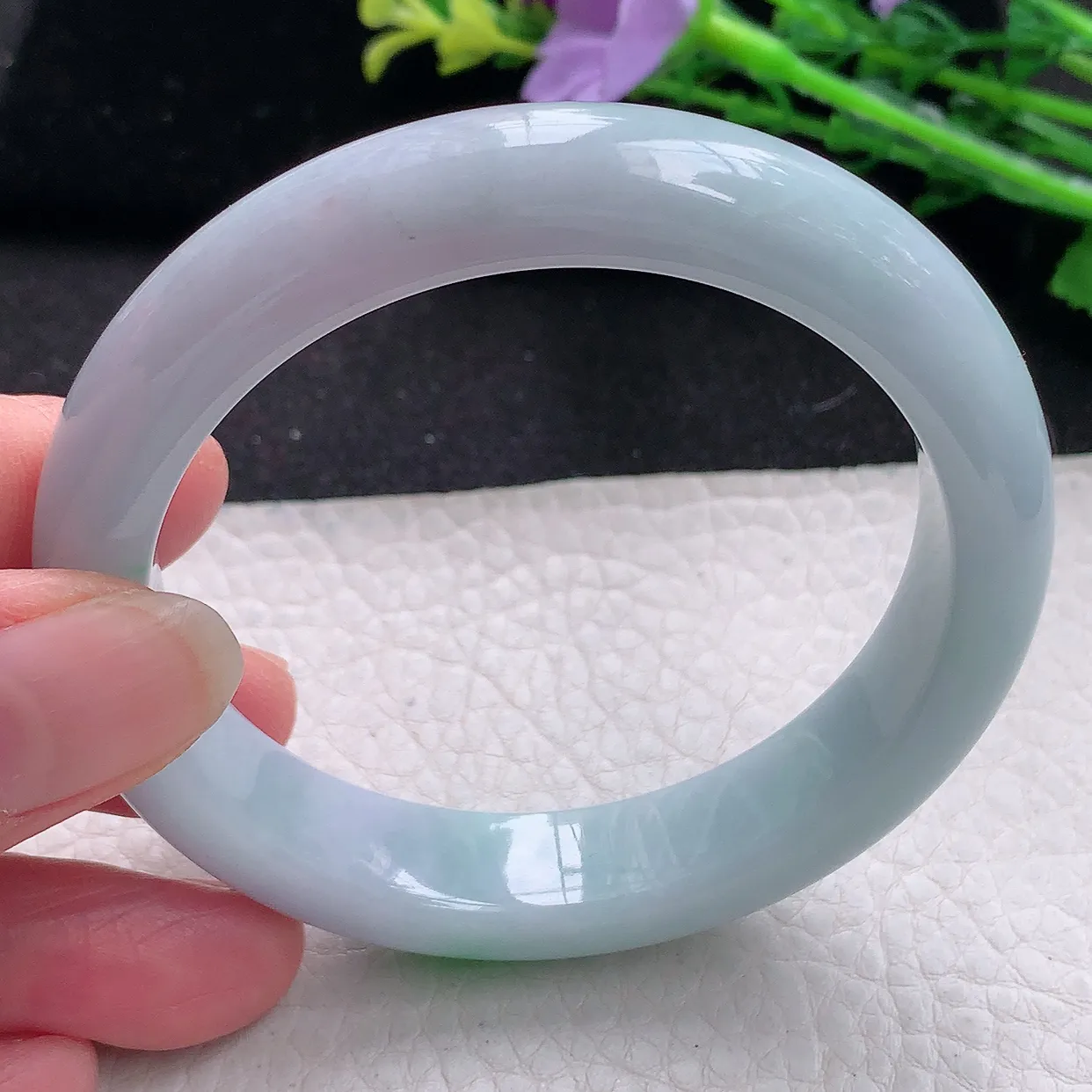 xx自然光56*12.3*8.3平安镯 翡翠a货玉手镯飘绿宽边珠宝玉手环