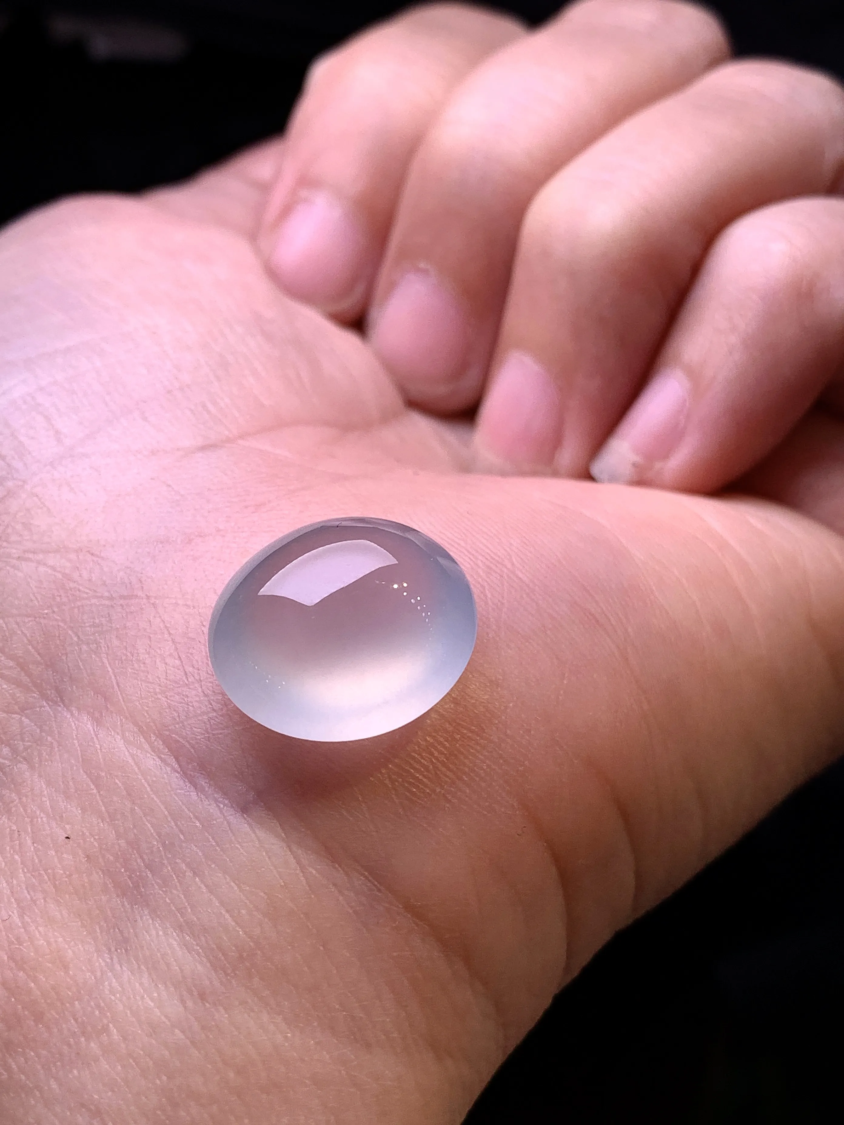 镶嵌款  冰种蛋面吊坠 玉质细腻 水润亮眼 色泽艳丽 整体尺寸16*14.5*8.3