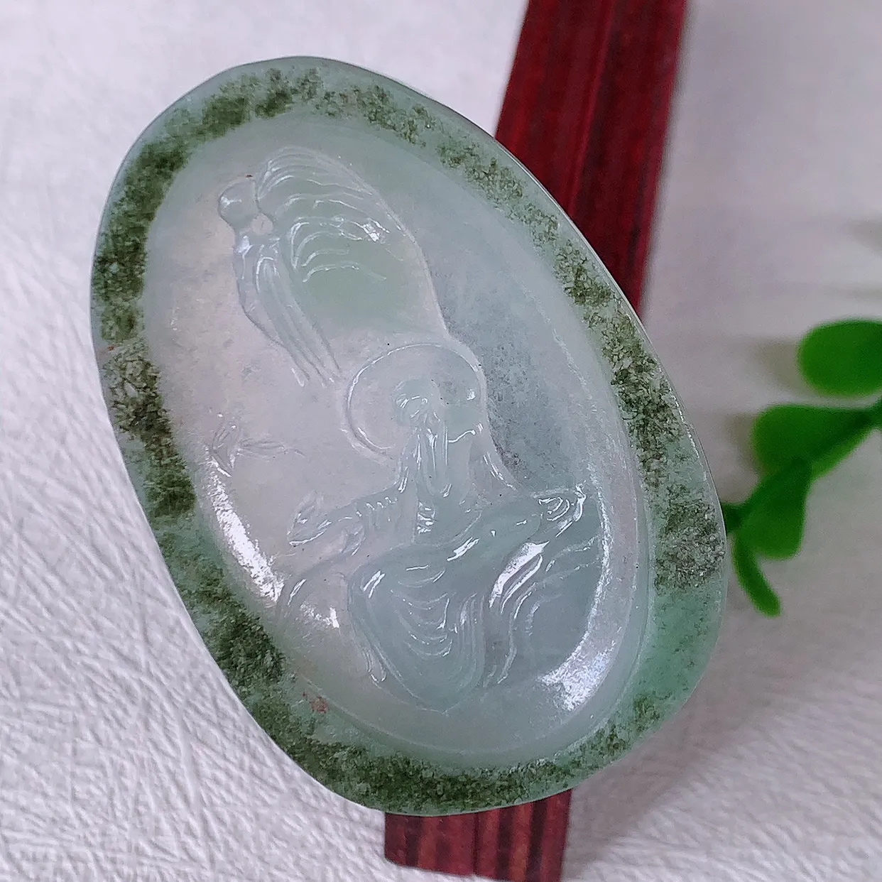 自然光实拍，冰透双彩翡翠悟道吊坠，翡翠悟道寓意“祥和，安宁，吉祥，幸福”，佩戴效果优雅迷人，性价比超高！#60.13