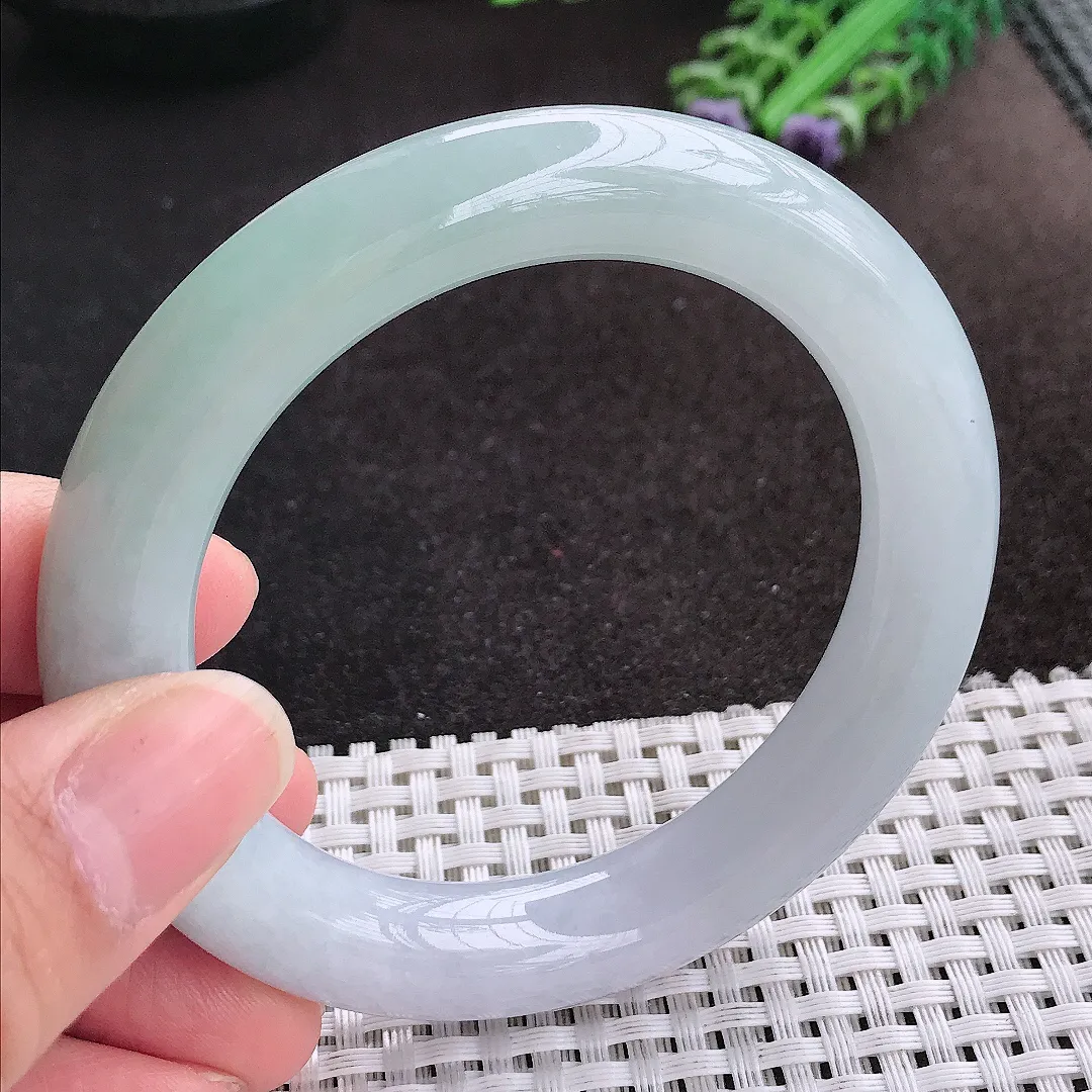 天然A货翡翠56/11.9/11.1老坑秀气温润冰晴圆条手镯玉镯