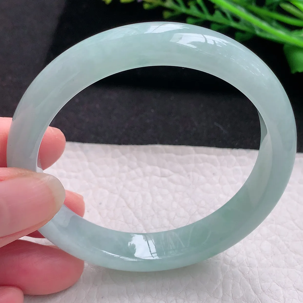 nr自然光57.5*12*7.5平安镯 翡翠a货玉手镯冰飘花秀气宽边玉手环