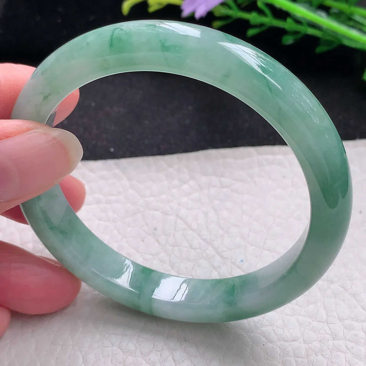 js自然光57*10*7.5平安镯 翡翠a货玉手镯冰油飘花秀气宽边珠宝玉手环