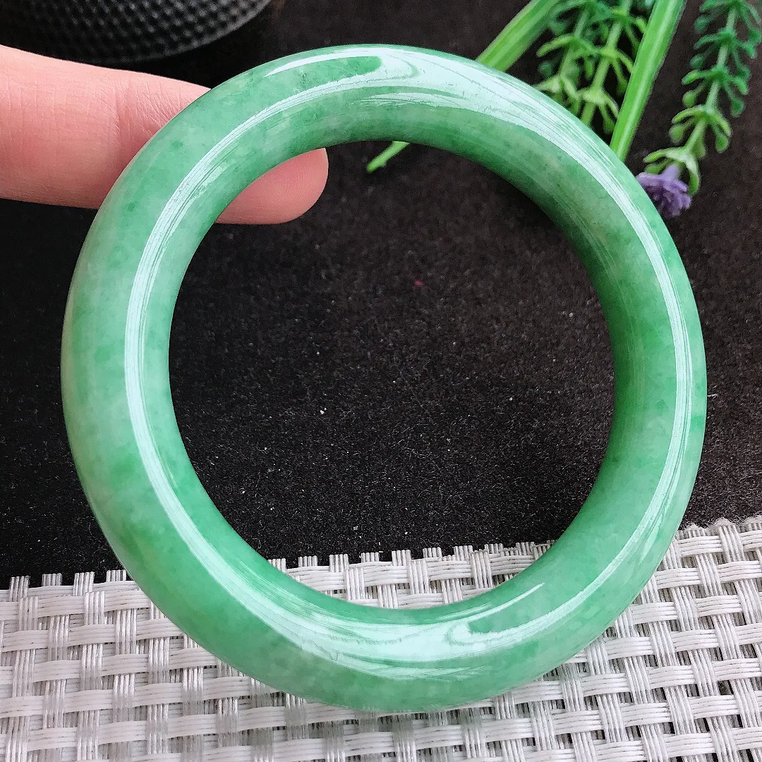 天然A货翡翠56.8/11.6老坑温润满绿胖圆条手镯玉镯