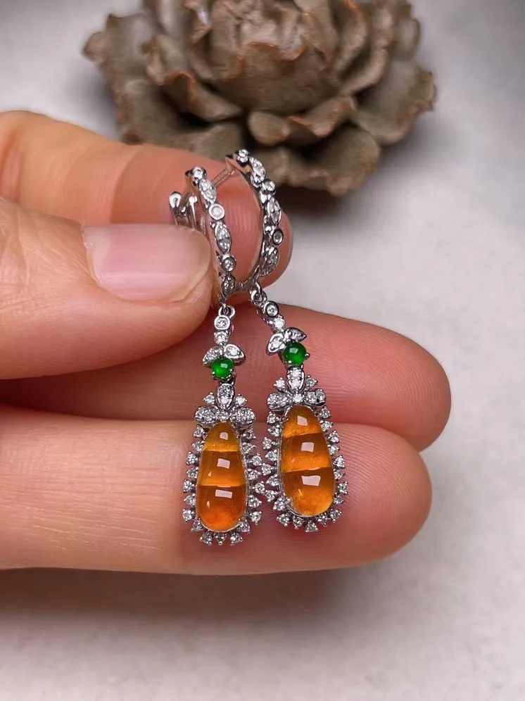 冰种黄翡福豆耳坠、真金真钻镶嵌，种水好，玉质细腻 .裸石尺寸 9.5*4.5