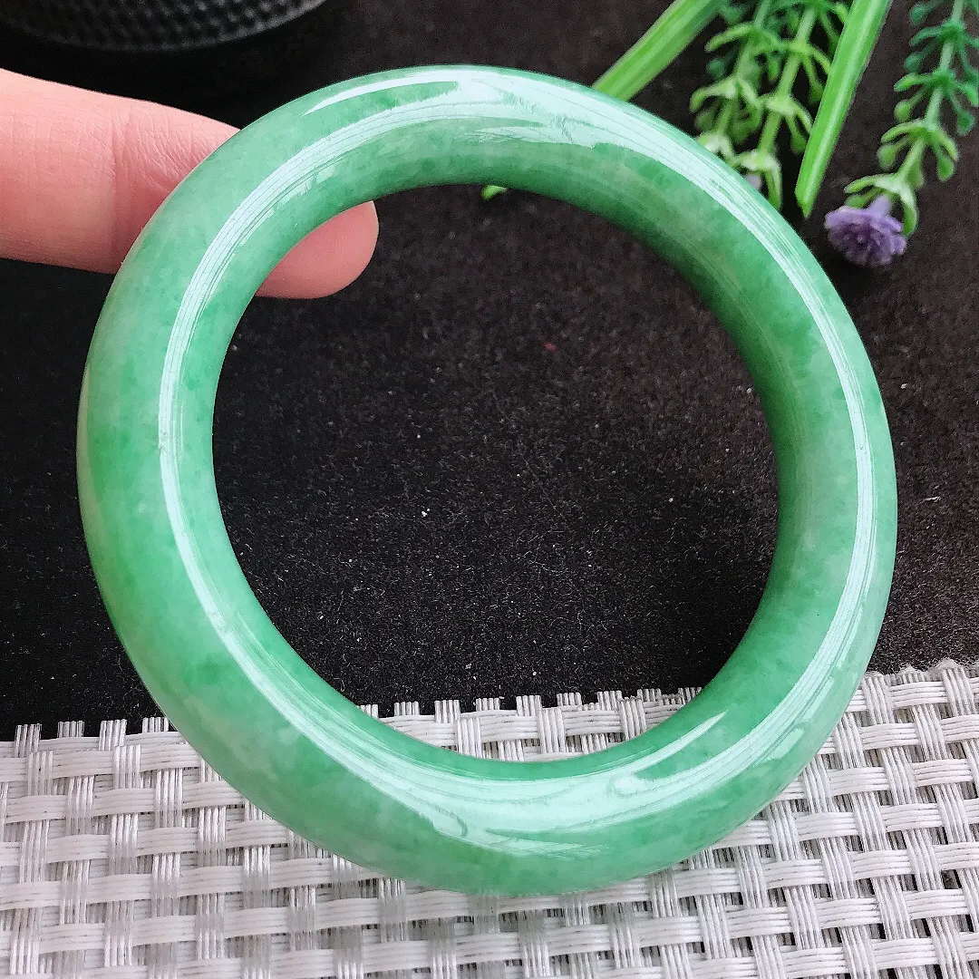天然A货翡翠56.8/11.6老坑温润满绿胖圆条手镯玉镯