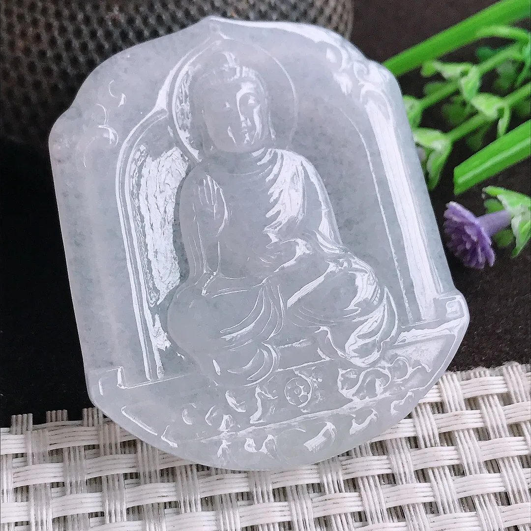 天然A货翡翠53.8/45.3/5.8老坑秀气冰润月光白阿弥陀佛老坑18k金镶嵌吊坠翡翠挂件