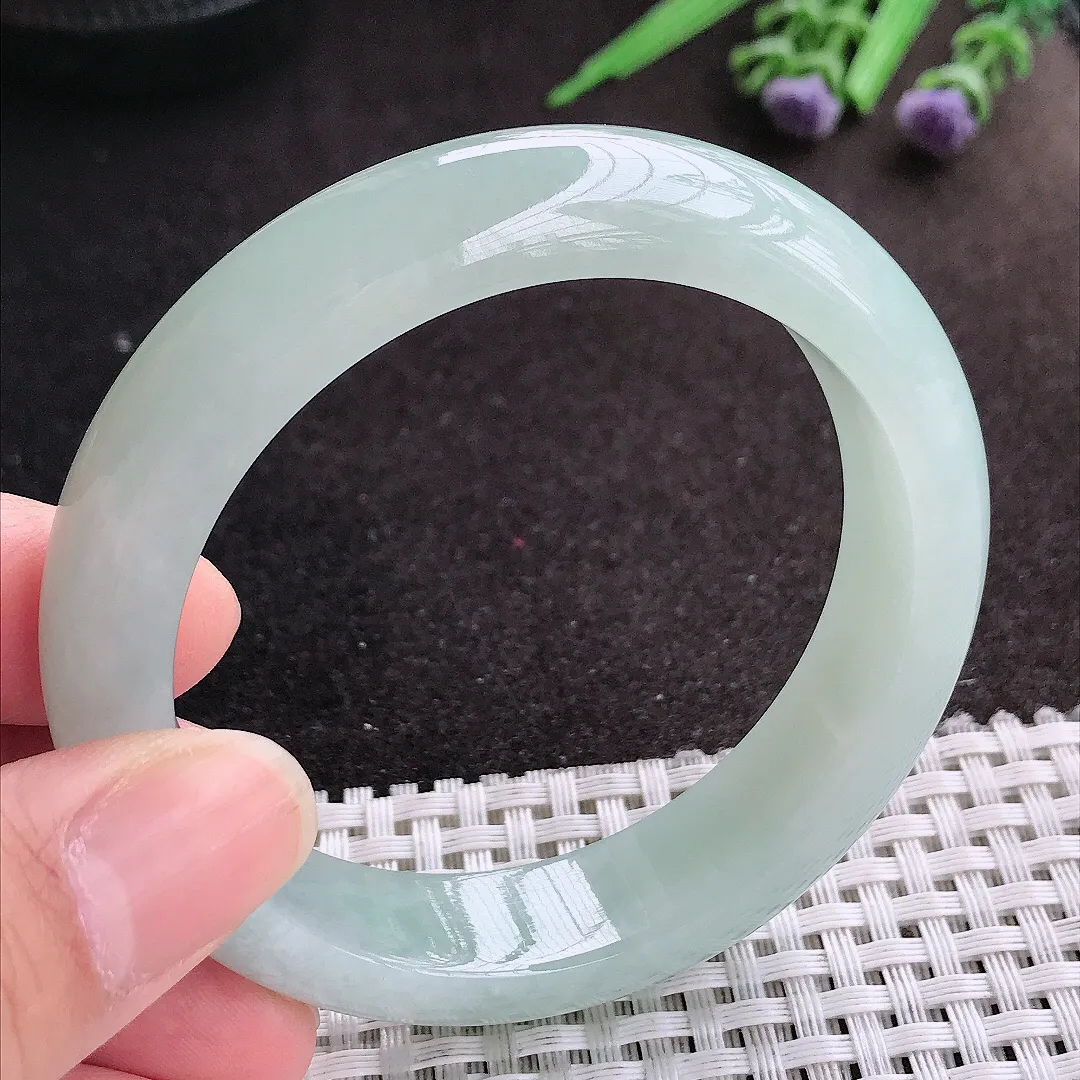 天然A货翡翠55/13.3/8.6老坑秀气冰胶冰晴手镯宽边玉镯